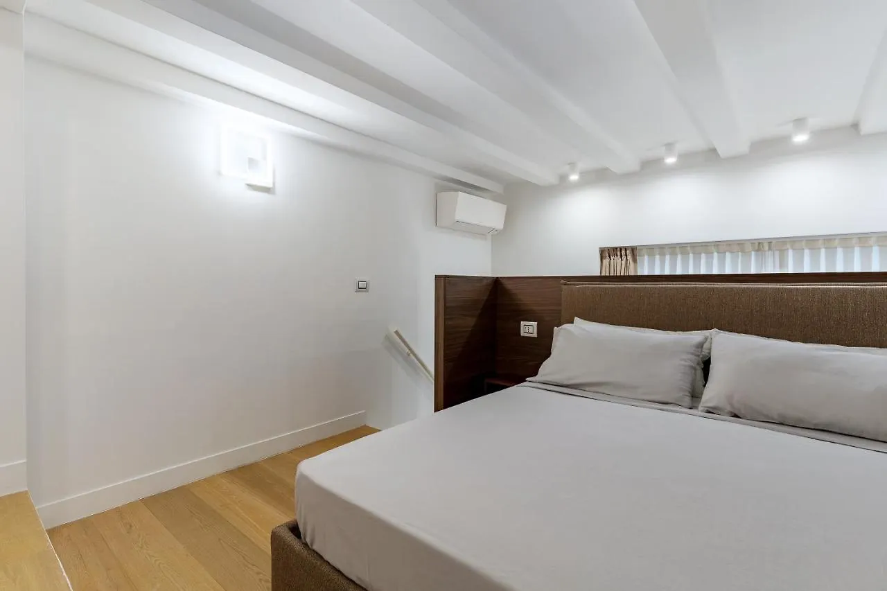 Charming Loft Fashion & Design Tortona District Apartment Milan